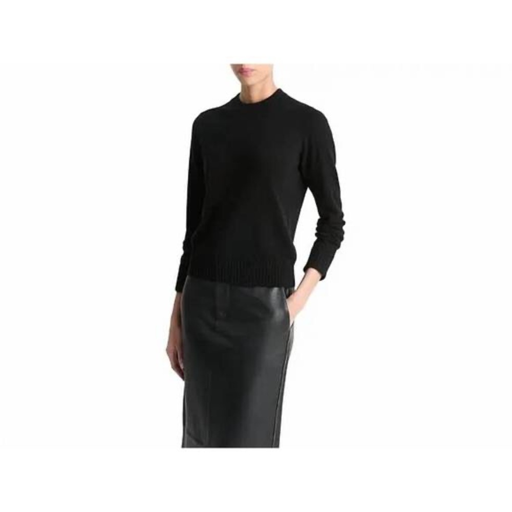 NEW VINCE classic crew neck sweater in black